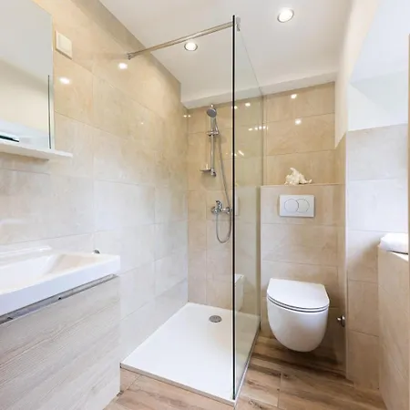 Vila Bella Pietra With Private Pool, Sauna *